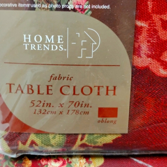 Home Trends fabric oblong table cloth. Rich beautiful colors.NWT - Picture 3 of 6
